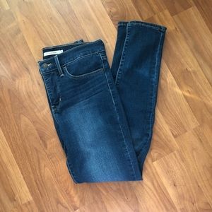 Levi’s Shaping Skinny Jeans- Like New